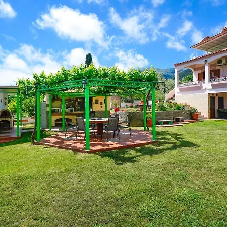 Melina 2 Appartamento Kinira