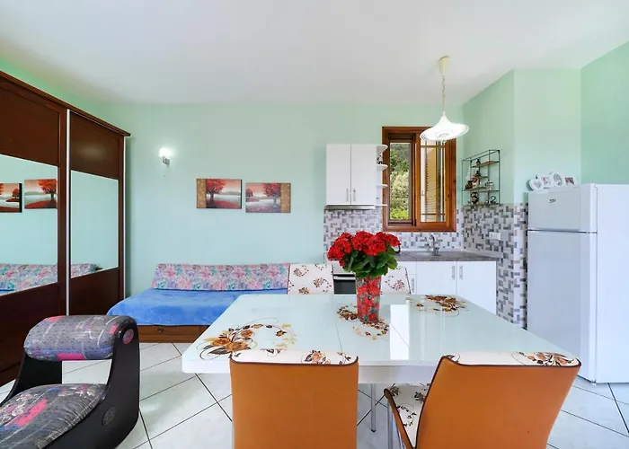 Apartament Melina 2 Koinira